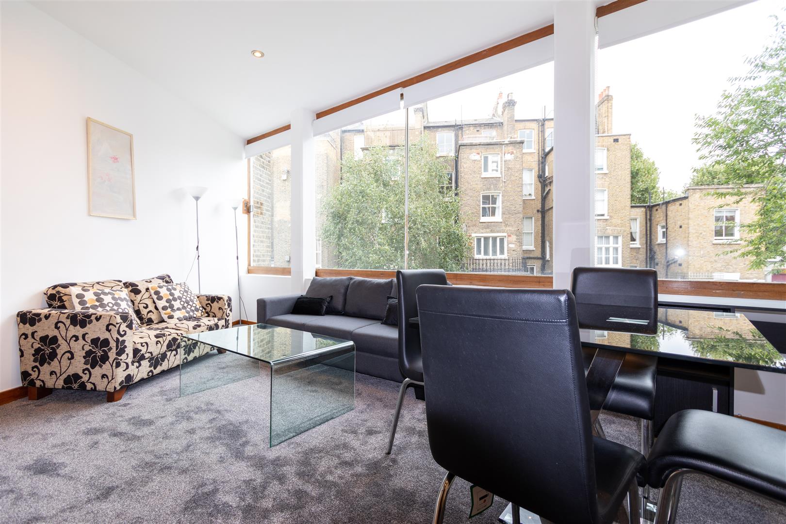 1 bed property in Argyll Court, Kensington